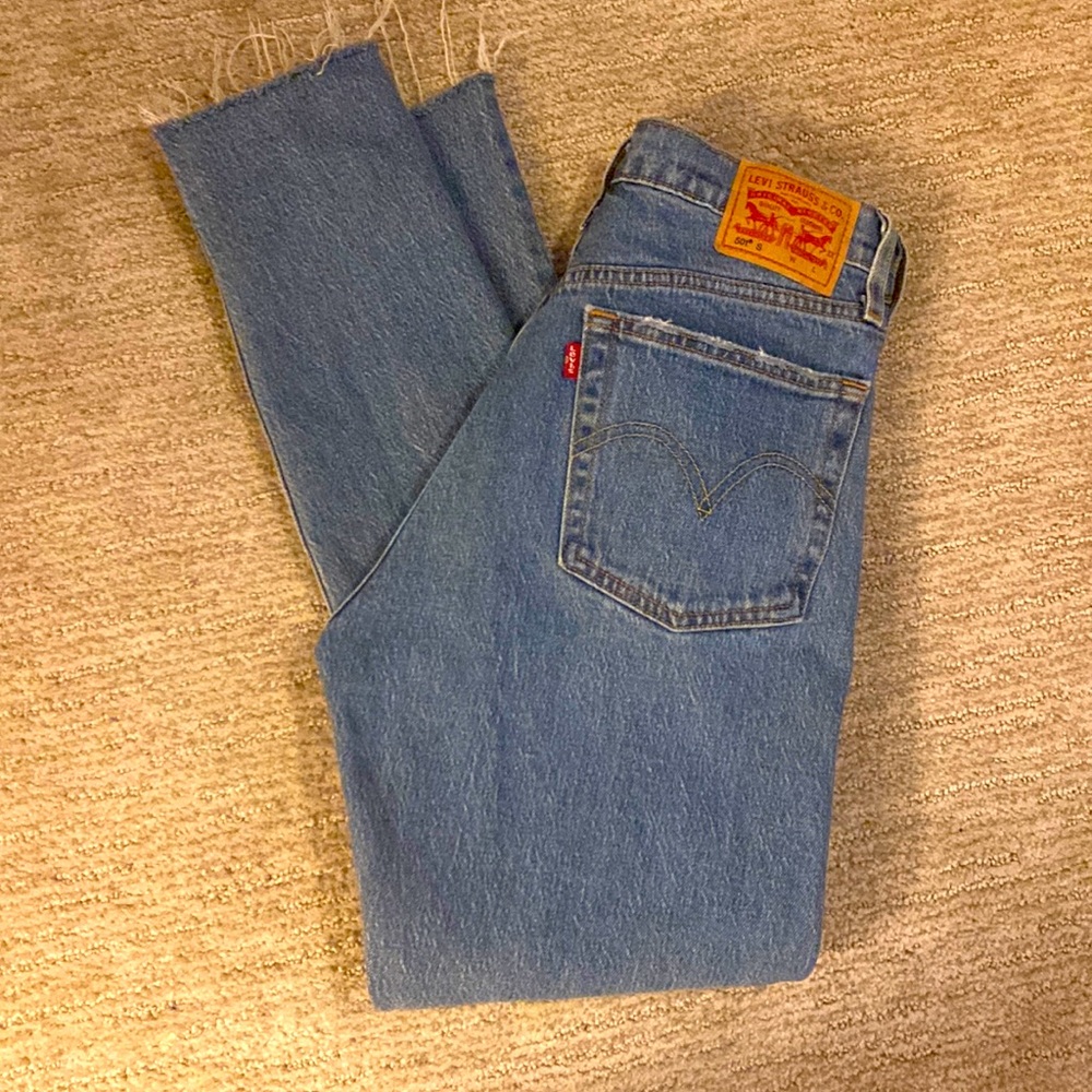 Levi jeans, straight leg. size 26